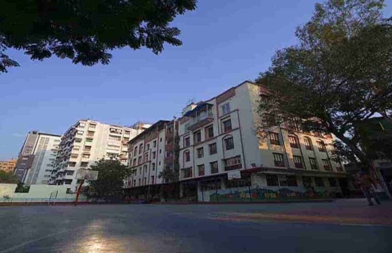 best school in surat